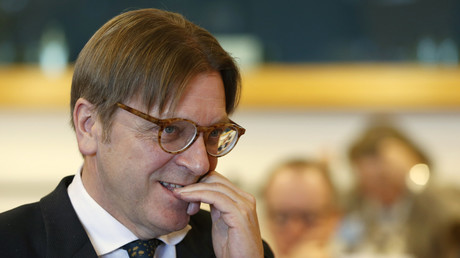 Martiales suites de réveillon pour Guy Verhofstadt