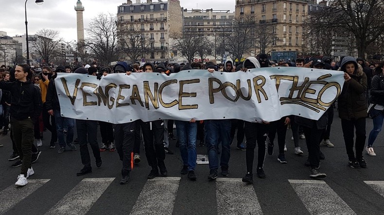 Affaire Théo : manifestation de lycéens sous tension à Paris, huit interpellations