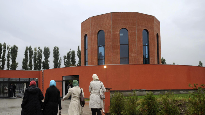 «Nous rejetons le foulard» : un ministre autrichien répond à une association islamique