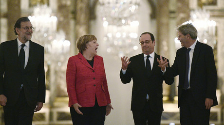 François Hollande entend «démasquer les opérations idéologiques» de la Russie