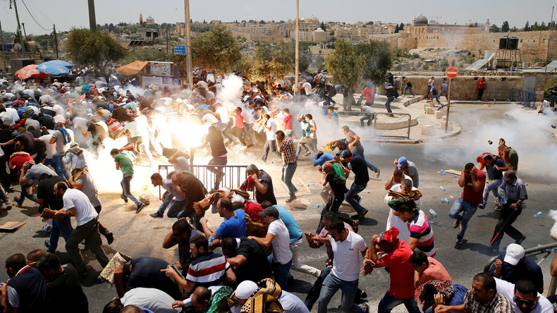 Scènes de guerre à Jérusalem : les images chocs des affrontements entre Palestiniens et Israéliens